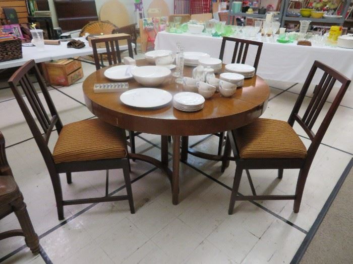 Widdicomb MCM Table & Geo Flint Chairs