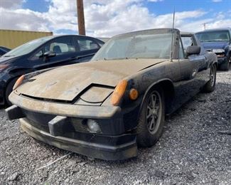 125	

1974 Porsche 914
Sold on Non Op

Vin No: 4742902438

Doc Fee: $70
Non Op Fee: $59 

Sold on Application for Duplicate Title 