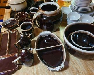 Vintage Pfaltzgraff brown drip glaze dinnerware