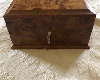 Buried Wood Jewelry Box