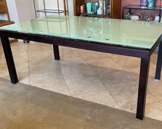 Contemporary Frosted Glass Top Extendable Dining table 30x39.5x71in HxWxD