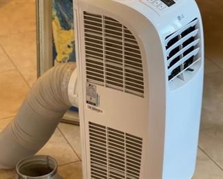 LG LP0815WNR 8,000 BTU Portable Air Conditioner 30x 12.5 x 12 HxWxD