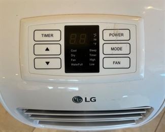 LG LP0815WNR 8,000 BTU Portable Air Conditioner 30x 12.5 x 12 HxWxD