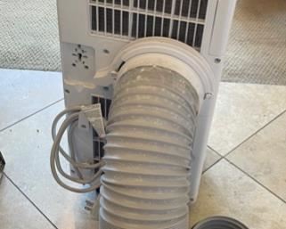 LG LP0815WNR 8,000 BTU Portable Air Conditioner 30x 12.5 x 12 HxWxD