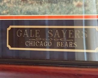 Gale Sayers Chicago Bears Signed 16x20 Photo GTSM Hologram Autograph w/ COA Frame; 30x 25.5. Image; 19 1/4 x 15 1/4 HxWxD