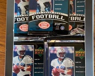 3 1990s Boxes Upper Deck Football Cards 1997 1998