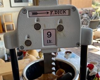 Edelstahl 9 ltr Sausage Stuffer 28x15x10in HxWxD