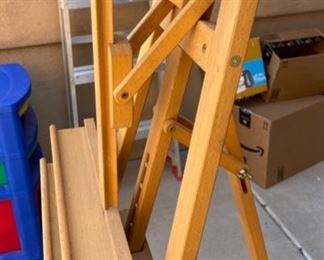 Mabef Easel 89x22x20in HxWxD