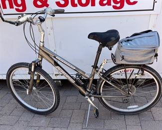 Specialized Expedition Womens Bike 15