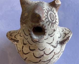 Primitive Horned Owl Mexican Pottery	5.4x3.5in	

