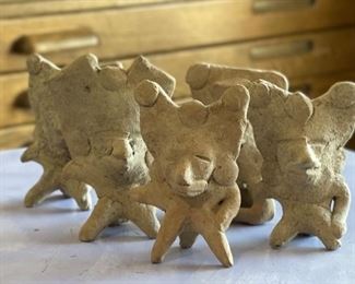Lot of 5 Primitive Nahua Pottery Figures Ceramic	4in H	