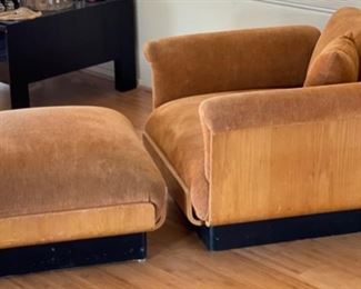 1970s Thonet Bent Plywood Plush Armchair with/ Ottoman Chair Bentwood	26x38x34in Seat: 14.5 Ottoman: 14.5x30x30in	HxWxD

