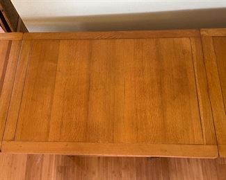 Antique Oak Trestle Table Draw Leaf	29x29.5x41.25-64	HxWxD
