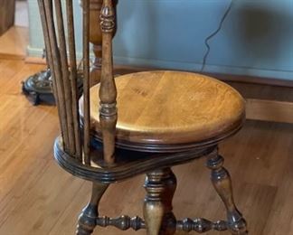 Antique Swivel Claw & Ball Piano Stool High Back Chair Holtzman & Son	35x15.5x17.5	HxWxD
