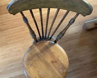 Antique Swivel Claw & Ball Piano Stool High Back Chair Holtzman & Son	35x15.5x17.5	HxWxD
