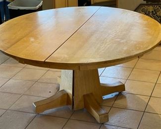 Antique Arts & Crafts Dining Table	29.5in  H x 60in Diameter	
