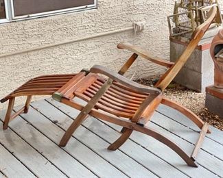 #1 Antique Teak Deck Chair Folding Steamer Lounge	35x21.5x55in	HxWxD