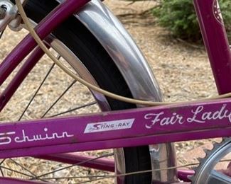 1968 Schwinn Stingray Fair Lady Bike  Purple/Violet J89-4	39x29x55	HxWxD
