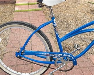 Electra Bicycle Co Hawaii Beach Cruiser Bike		
