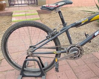 GT Racing BMX Big Wheel Bike		
