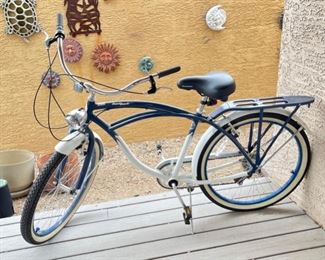 Schwinn Point Beach Cruiser Bike		
