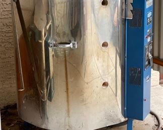 Cress FX-27 P Electric Kiln	41x31x33in	HxWxD
