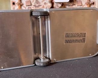 Pottery Barn Airstream Flying Cloud Model 1/18 Diecast Aluminum Toy	4.5x4.5x12in	HxWxD
