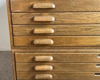 Antique Hamilton Oak  Architect/Artist Cabinet 10-Drawer Blueprint/Map Flat File Cab	33x46x36in	HxWxD
