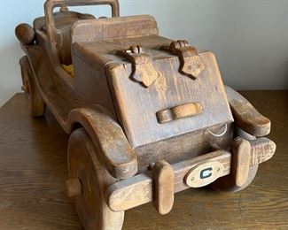 Hand Made Wood Automobile Doug Gavin Master Toymaker	13x12.5x31.5in	HxWxD
