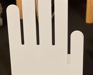 Spectrum Metal Hand Bookends White	7x5x4.5in	HxWxD
