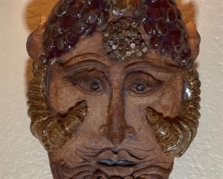 Gilchrist Ceramic Art Face pottery Studio Art	11x8x3.5in	HxWxD
