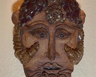 Gilchrist Ceramic Art Face pottery Studio Art	11x8x3.5in	HxWxD
