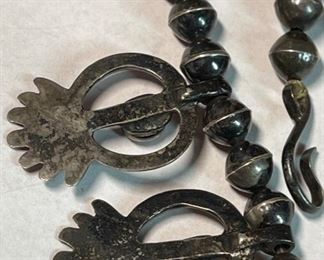 Antique Navajo Squash Blossom Silver & Coral Native American Pawn Necklace	25in	
