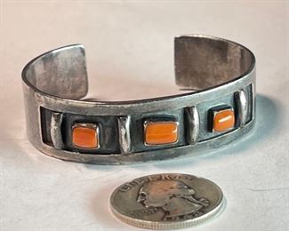 Navajo Silver & Coral Bracelet Native American Pawn Jewelry	6	
