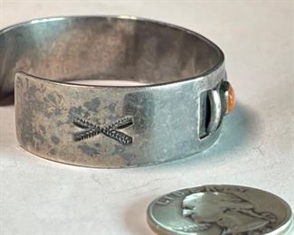 Navajo Silver & Coral Bracelet Native American Pawn Jewelry	6	
