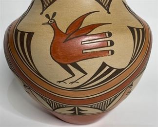 Sofia Medina Zia Pueblo  Polychrome Pot  Native American Pottery Birds	11.5in H x 12in Diameter at widest point	
