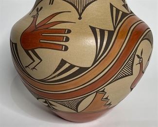 Sofia Medina Zia Pueblo  Polychrome Pot  Native American Pottery Birds	11.5in H x 12in Diameter at widest point	
