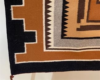 5ft2in Authentic Navajo Rug Native American	62x46.5in	

