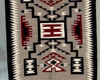 Authentic Navajo Storm Pattern Rug Native American	34x25in	

