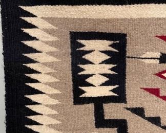 Authentic Navajo Storm Pattern Rug Native American	34x25in	
