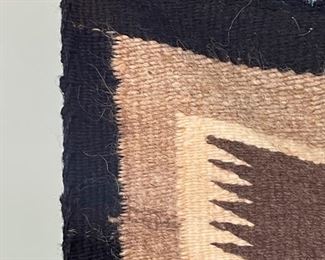 4ft Authentic Navajo Rug Native American	48x30.25	
