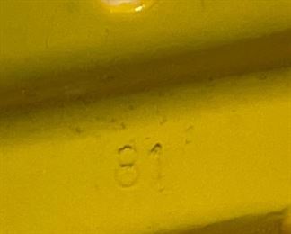 Harley Davidson 124 CI Gas Tank Yellow	12x16.5x22in	HxWxD
