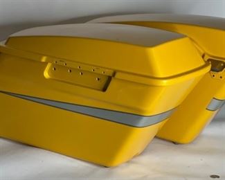 Harley Davidson Hard Saddlebags Custom Yellow Saddle Bags	15x8.5x27in	HxWxD
