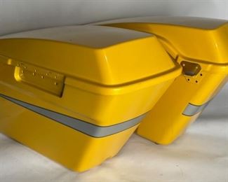 Harley Davidson Hard Saddlebags Custom Yellow Saddle Bags	15x8.5x27in	HxWxD
