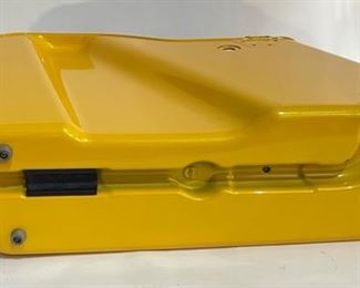 Harley Davidson Hard Saddlebags Custom Yellow Saddle Bags	15x8.5x27in	HxWxD
