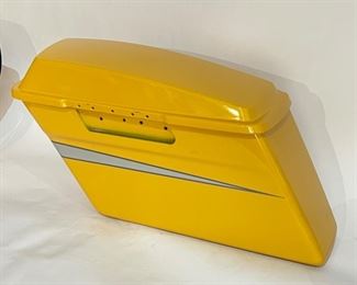 Harley Davidson Hard Saddlebags Custom Yellow Saddle Bags	15x8.5x27in	HxWxD

