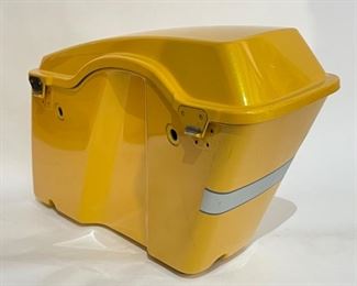 Harley Davidson Hard Saddlebags Custom Yellow Saddle Bags	15x8.5x27in	HxWxD
