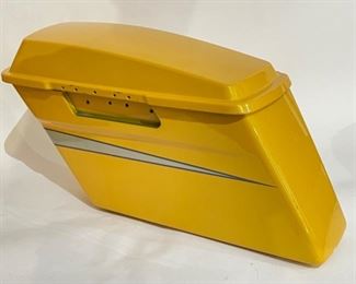 Harley Davidson Hard Saddlebags Custom Yellow Saddle Bags	15x8.5x27in	HxWxD
