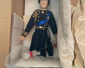 Danbury Mint Lady Diana Bride & Prince Charles,