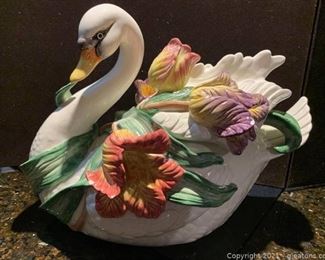 Fitz and Floyd Tulip Swan Soup Tureen with Lid and Ladle